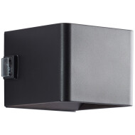 Brilliant Iseo Wandlamp - Geïntegreerde LED - 4W - Niet Dimbaar - Zwart - Merk Brilliant - Type lamp Geïntegreerde LED - Sensor Ja - Fitting Geïntegreerde LED - Vermogen 4 W - Dimbaar Nee - Aantal lichtpunten 1 - Materiaal Kunststof - Kleur Zwart