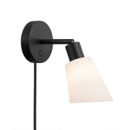 Nordlux Molli Wandlamp - E14 - Niet Dimbaar - 16,8x11x22,5cm - Glas/Metaal - Zwart - Fitting Nvt - Materiaal Glas,Metaal - Aantal lichtpunten 1 - Type lamp Lamp niet inbegrepen - Kleur Zwart